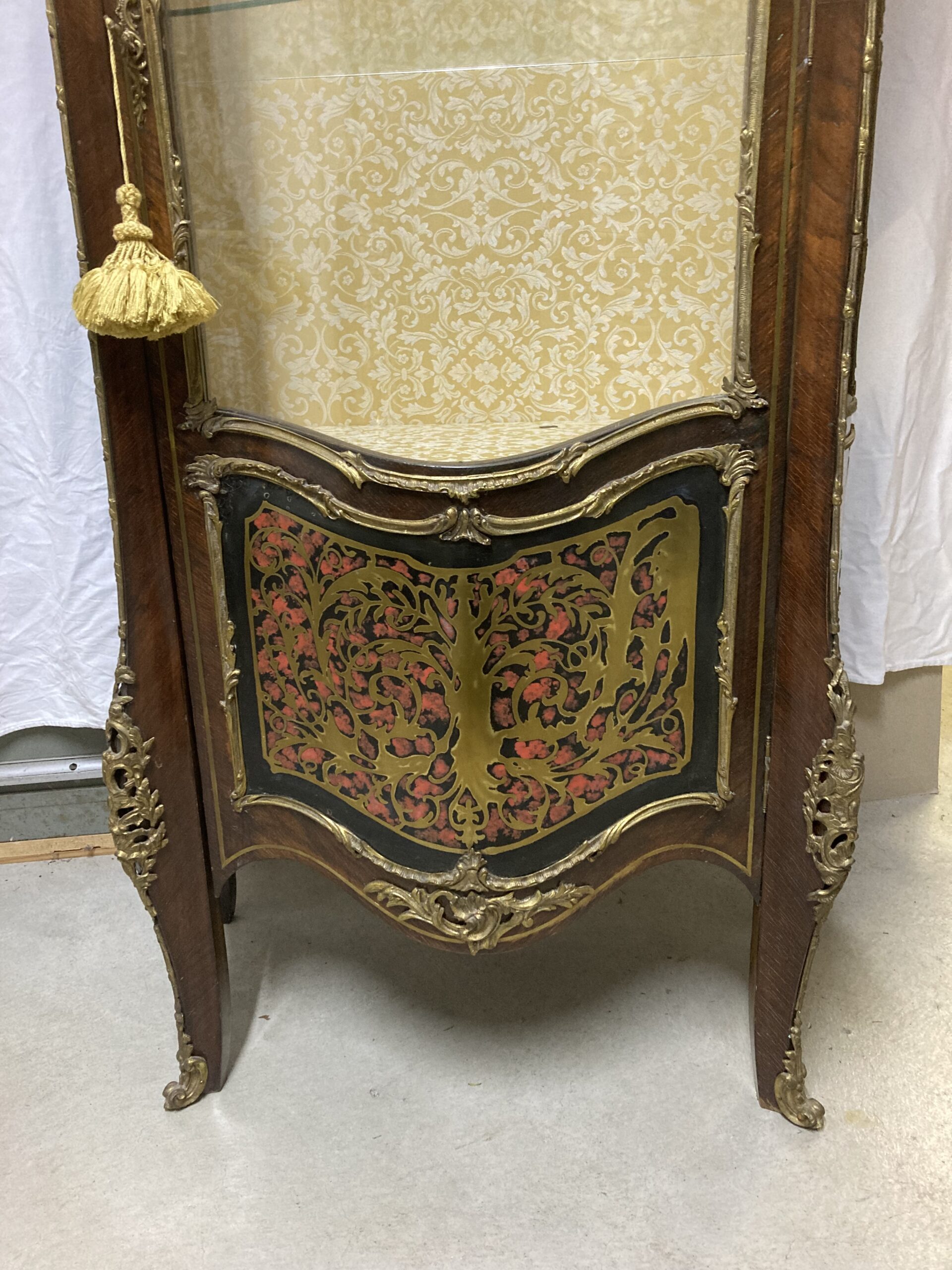 Prunk Vitrine mit Boulle Maketerie Bronce Applikationen – Bild 5
