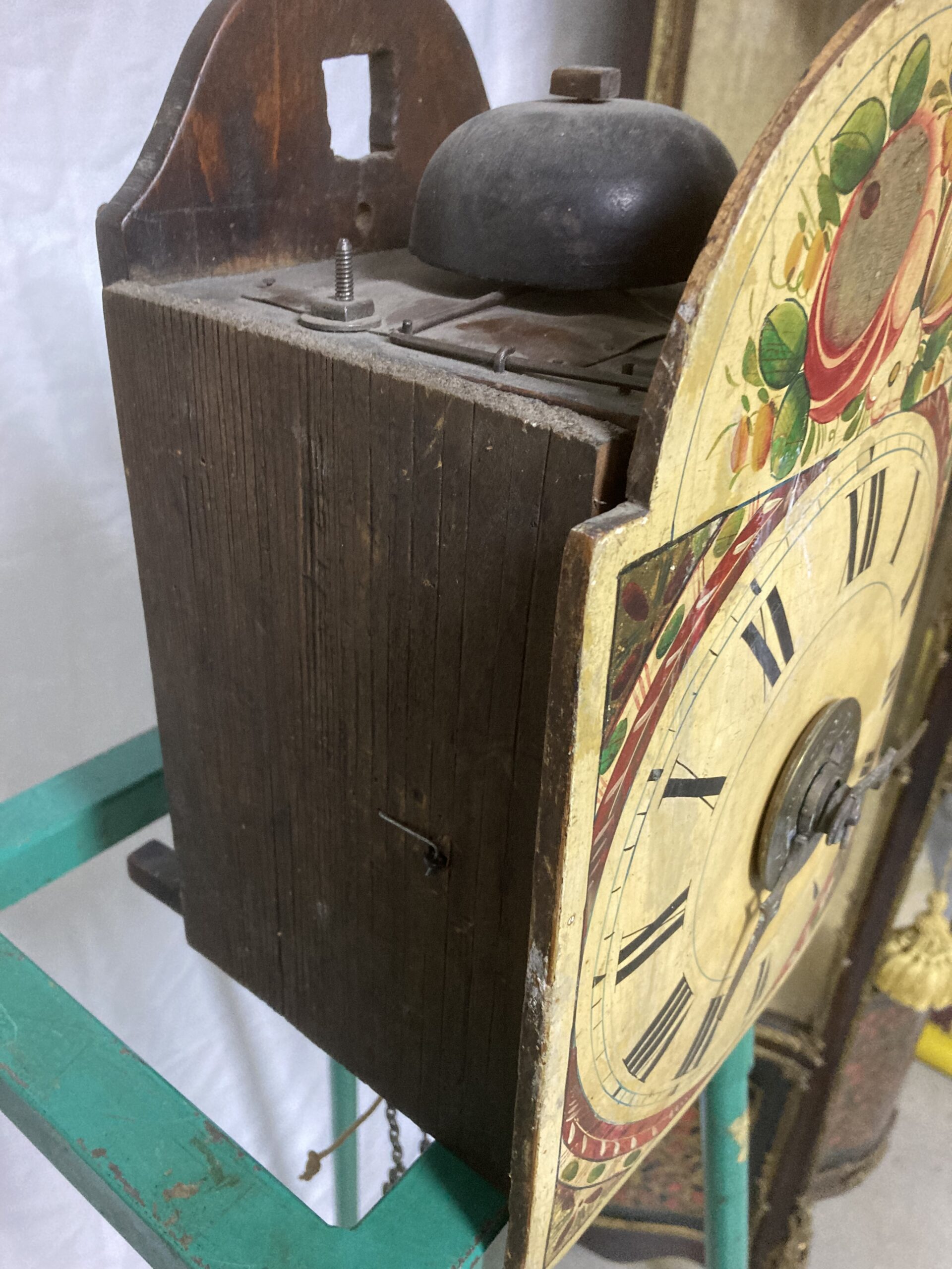 Holzuhr um 1850 Surrer Uhrwerk mit Wecker – Bild 4