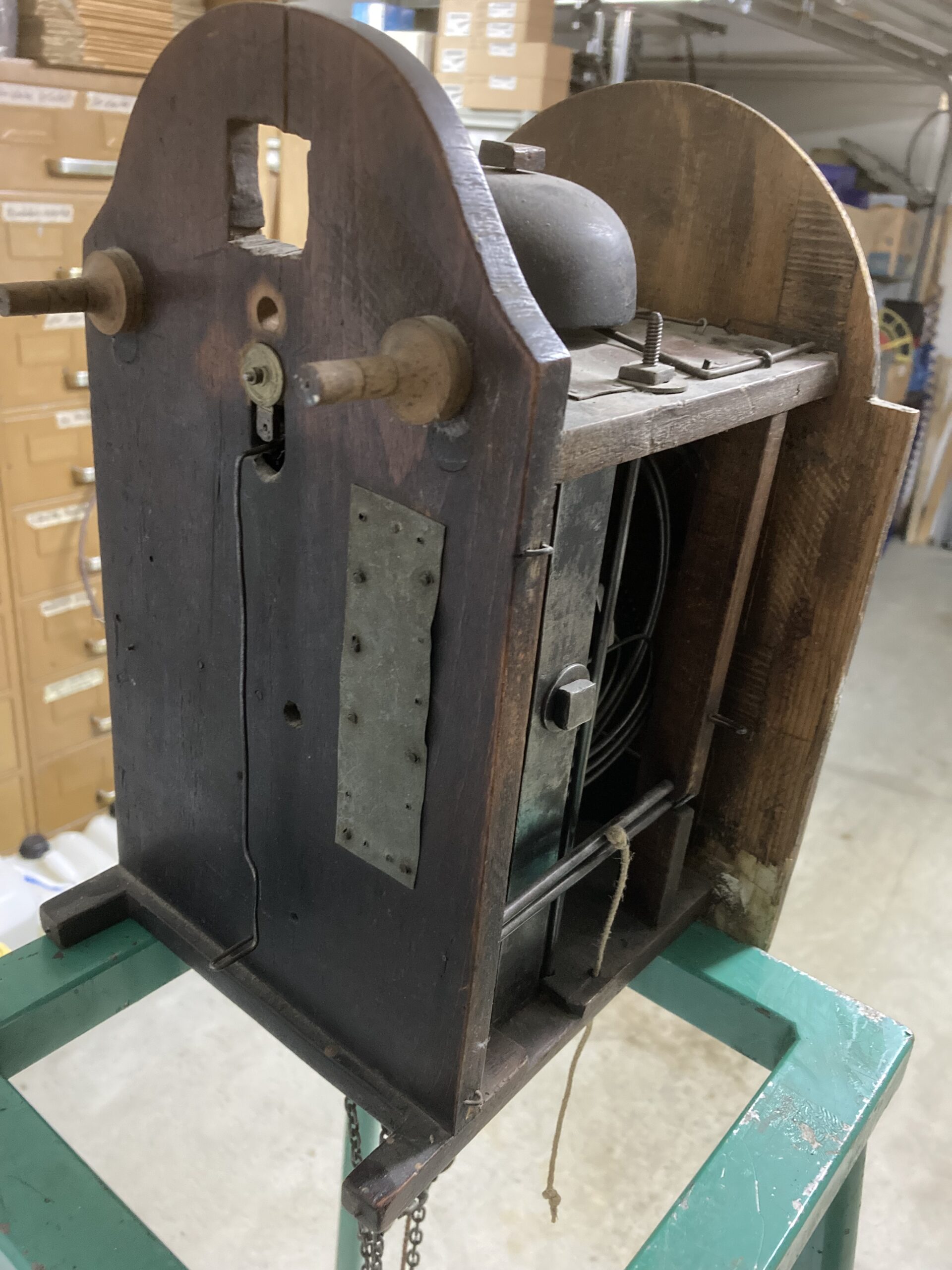 Holzuhr um 1850 Surrer Uhrwerk mit Wecker – Bild 9